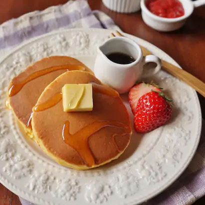 朝食やおやつにぴったり!ニンジンとヨーグルトのパンケーキ