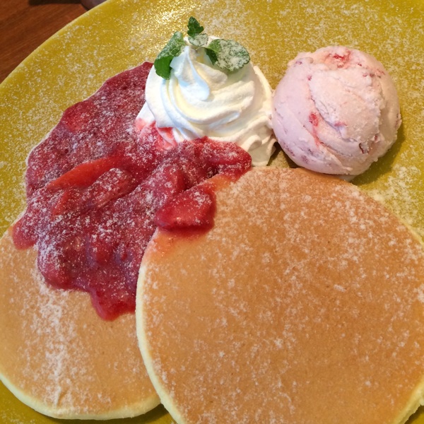 ザ キャンプ カフェ＆グリル（THE CAMP CAFE & GRILL）