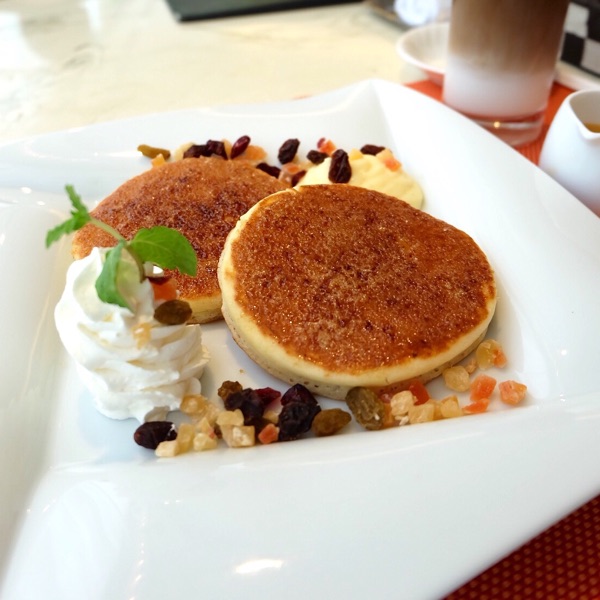 カフェ・ド・パリ