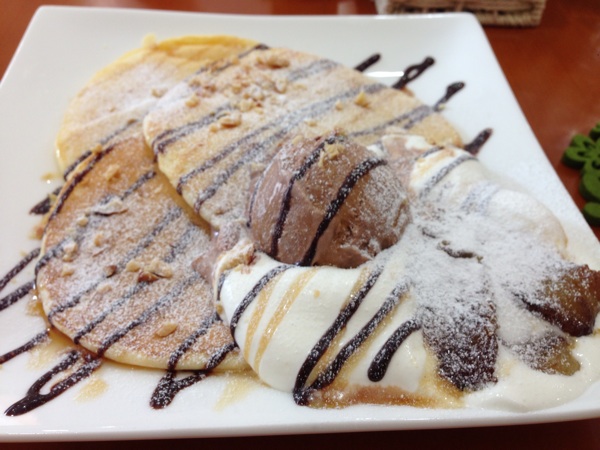 Cafe あいる・bee（アイルビー）